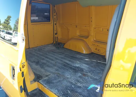 2005 Chevrolet Astro from USA, damaged, VIN 1GCDM19X05B106522